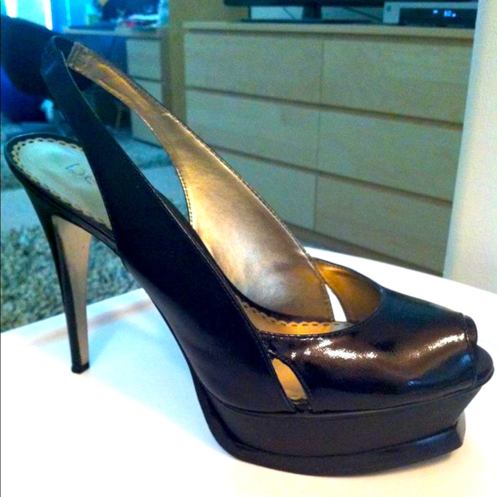 Pumps BEBE. Size 9. Black. As new